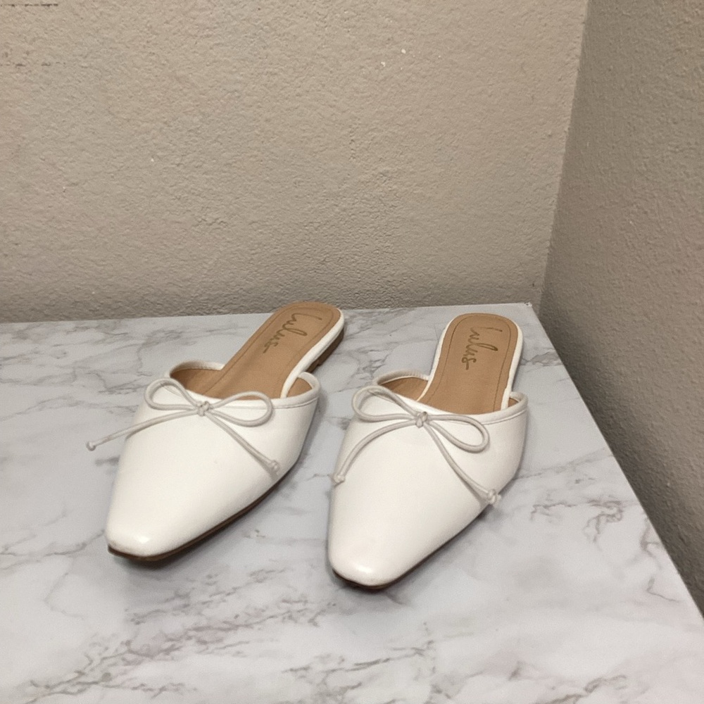 Lulu's Carleigh Faux Leather Mule Slides